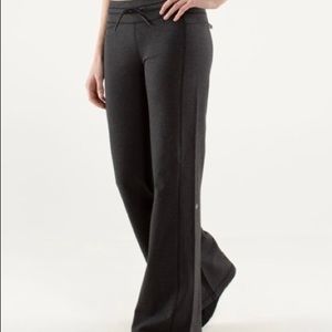 NWT Lululemon Voyage Sweatpant